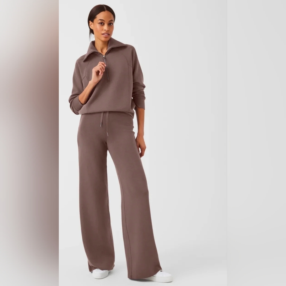 Womenxs SPANX Air Essentials Wide Leg Pants In Smoke